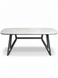 Moderne Eettafel met Marmeren Blad en Stalen Poten